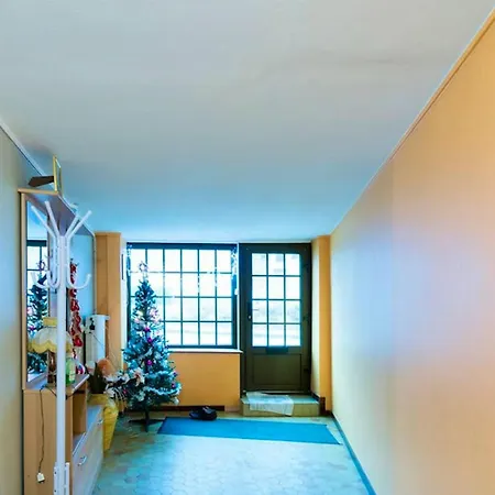 Maison Spacieuse A Avec Terrasse Et 4
