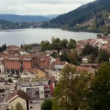 Maison Spacieuse A Avec Terrasse Et 4 Vakantiehuis *