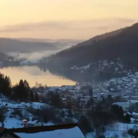 Maison Spacieuse A Avec Terrasse Et 4 *