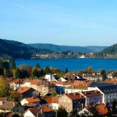 Maison Spacieuse A Avec Terrasse Et 4