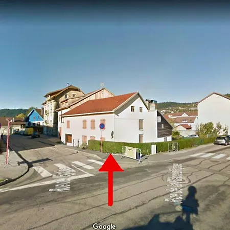 Vakantiehuis Maison Spacieuse A Avec Terrasse Et 4 *