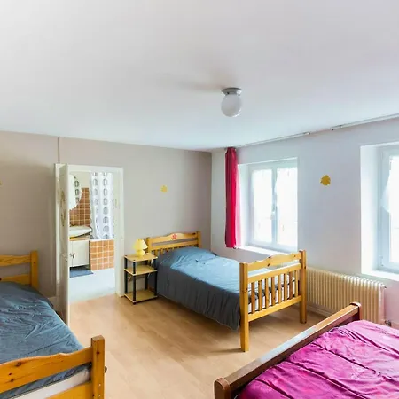 Vakantiehuis Maison Spacieuse A Avec Terrasse Et 4
