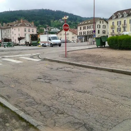Maison Spacieuse A Avec Terrasse Et 4 Vakantiehuis